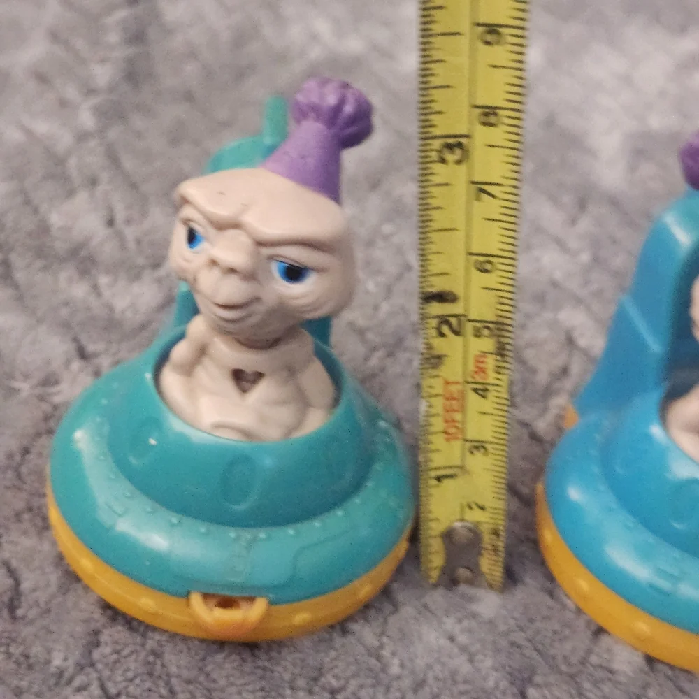 VintageE.T. The Extra-Terrestrial Teal Figure Set with Phone Home Keychain 1980s